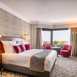 4* فندق بارسي باي وارويك
